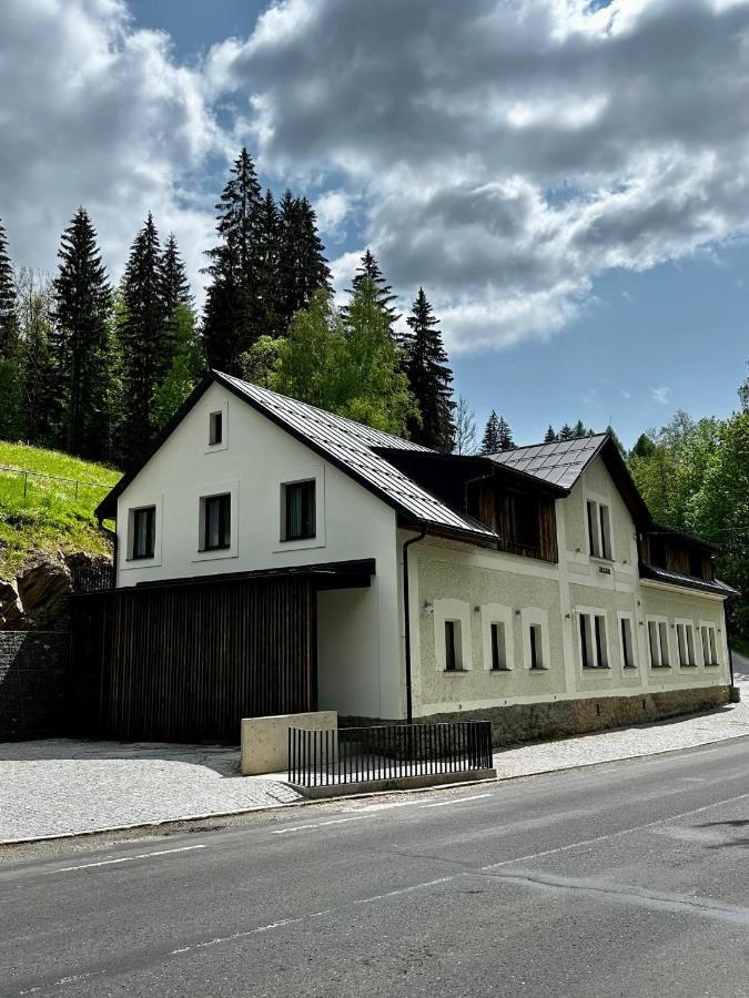 Appartamento Rákosárna Špindlerŭv Mlýn Esterno foto